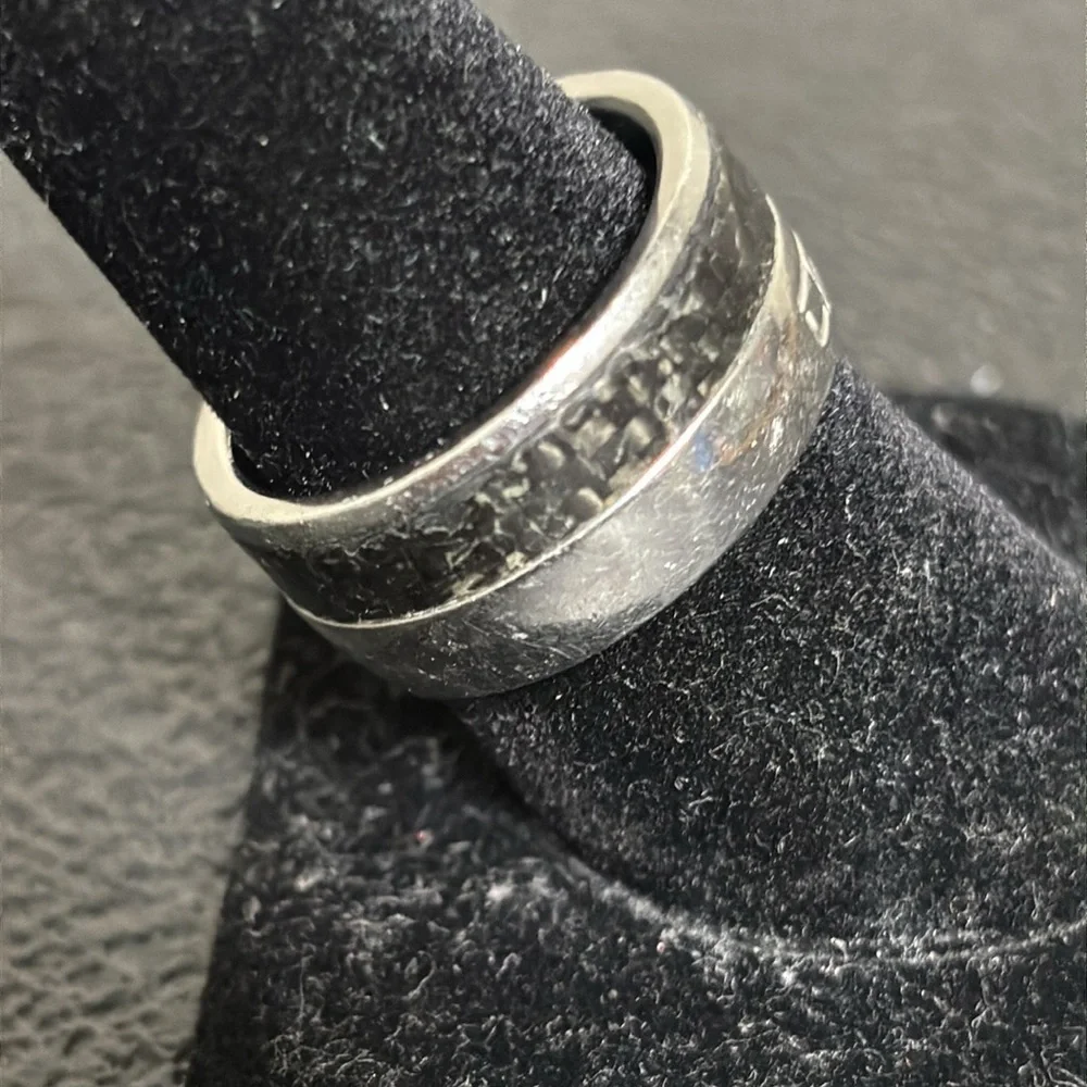 Men’s CYR Stainless Steel Silver and Black Carbon Fiber Ring Size 8 1/2